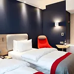Hotel Express - By Ihg 3*