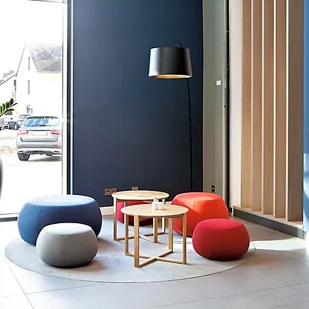 Express - By Ihg Trewir