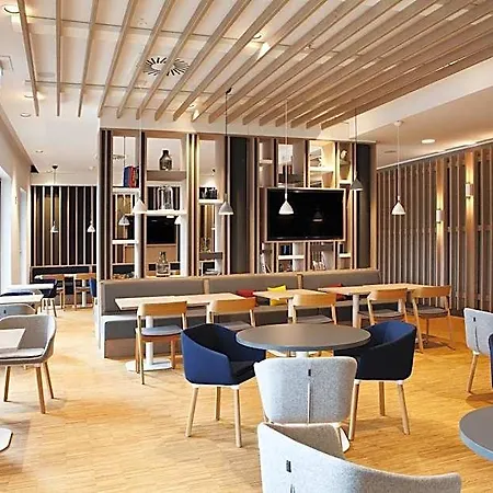 Express - By Ihg Trewir
