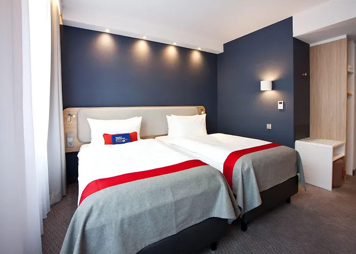 Hotel Express - By Ihg 3*